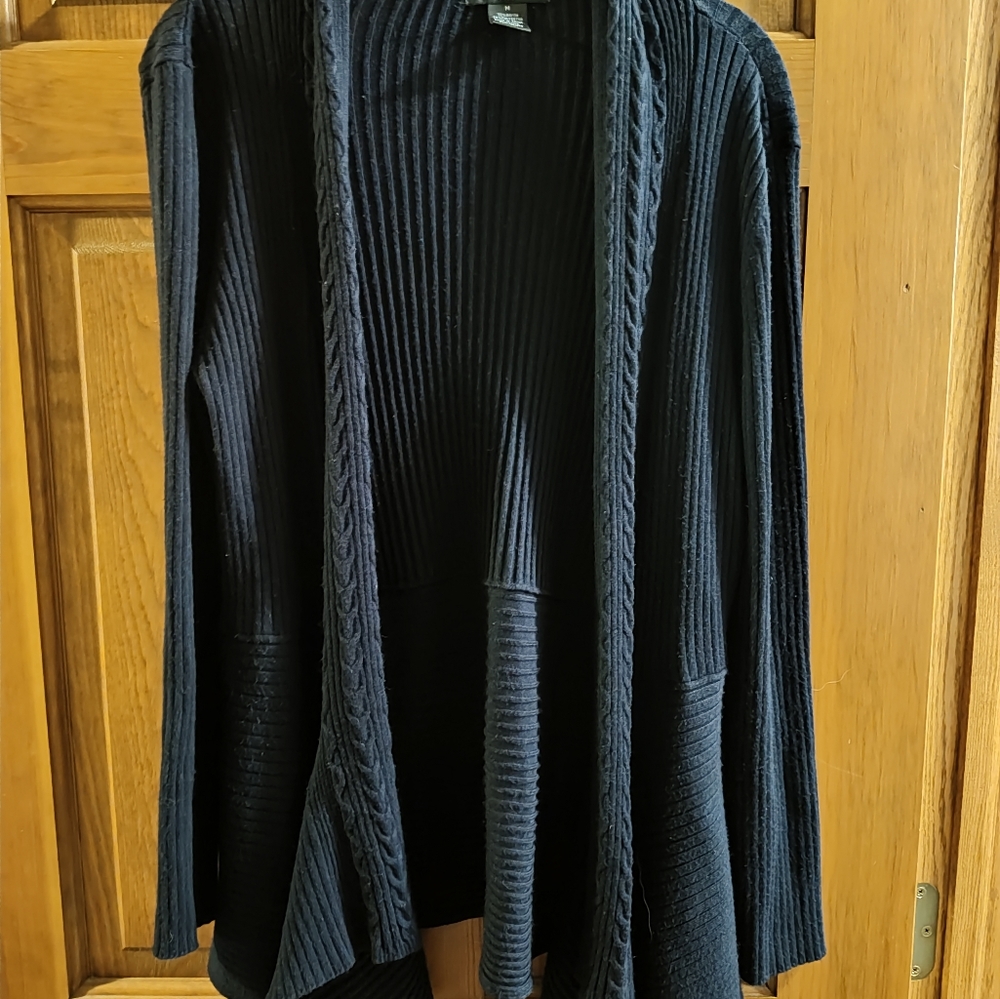 Verve women's medium cardigan